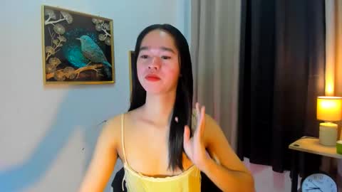 Snapshot of yourtinybunny chatting on 05.25.26 yourtinybunny online show from 05.25.26