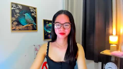 Snapshot of yourtinybunny chatting on 06.03.26 yourtinybunny online show from 06.03.26