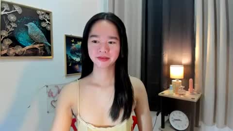 Snapshot of yourtinybunny chatting on 06.20.26 yourtinybunny online show from 06.20.26