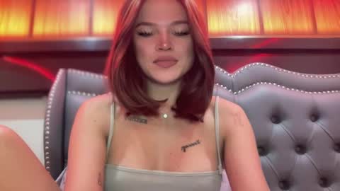 Snapshot of yourwildestdreamgirl chatting on 05.27.26 ANDREA online show from 05.27.26
