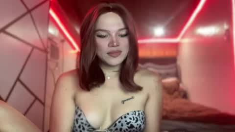 Snapshot of yourwildestdreamgirl chatting on 05.29.26 ANDREA online show from 05.29.26