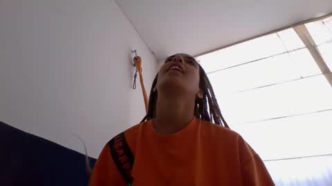 elizabeth  ju   online show from 01.18.25