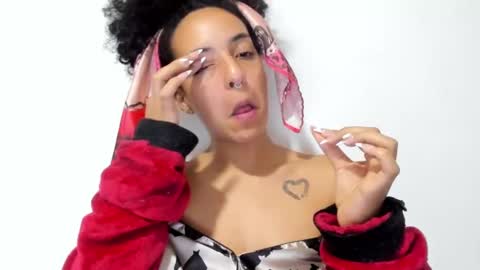 elizabeth  ju   online show from 03.08.25