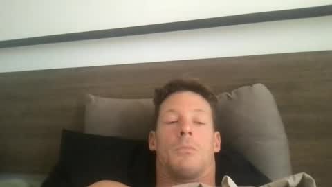 Snapshot of yoyoyo1221 chatting on 12.04.25 yoyoyo1221 online show from 12.04.25