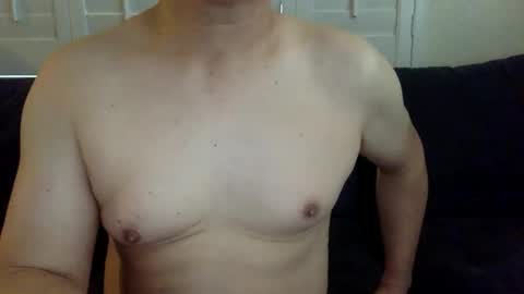 Snapshot of yque2 chatting on 02.17.26 yque online show from 02.17.26