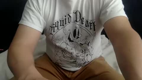 Snapshot of yque2 chatting on 02.25.26 yque online show from 02.25.26