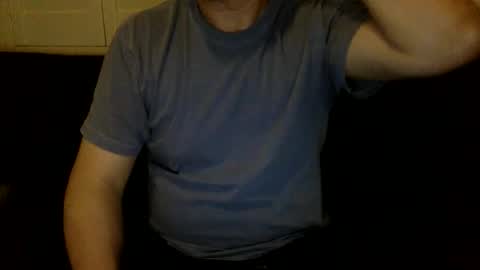 Snapshot of yque2 chatting on 03.16.26 yque online show from 03.16.26