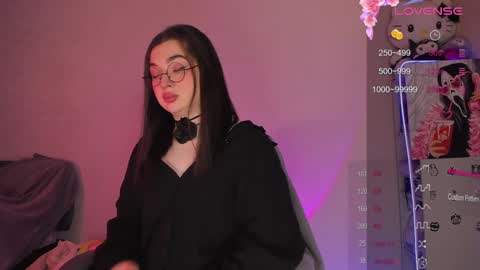 Ysabell online show from 12.05.24