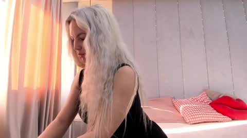 Crazy P online show from 01.06.25