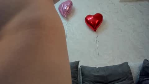 Snapshot of yuki_mii chatting on 02.18.25 Yuki online show from 02.18.25