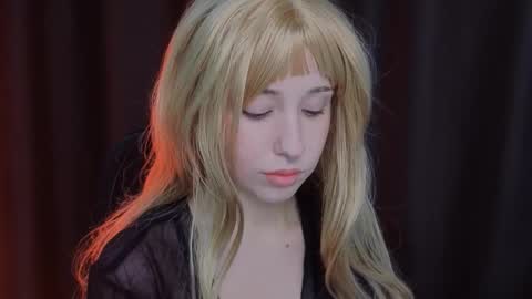 Misa online show from 11.21.25