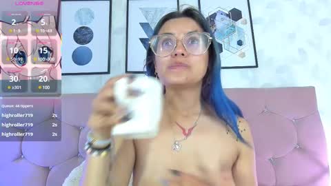 Snapshot of yukki_kuran chatting on 03.11.25 Yukki Kuran online show from 03.11.25