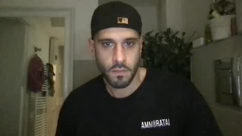 Snapshot of yul53 chatting on 09.29.25 yul53 online show from 09.29.25