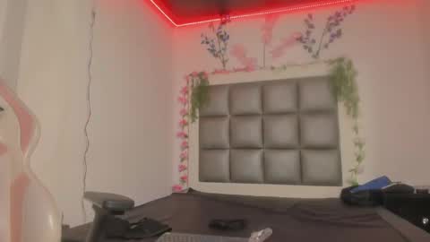 yuli_manson online show from 04.20.26