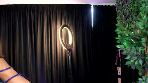 Yulia online show from 12.17.25