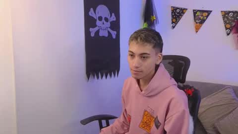 yulian_vasquez online show from 10.18.25