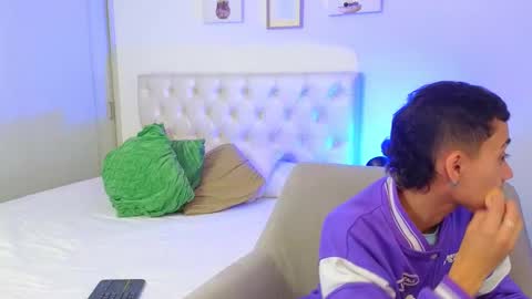 Snapshot of yulian_vasquez chatting on 02.02.26 yulian_vasquez online show from 02.02.26