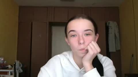 Yuliia online show from 10.21.25