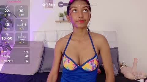 Snapshot of yuliethpetite chatting on 10.06.25 yuliethpetite online show from 10.06.25