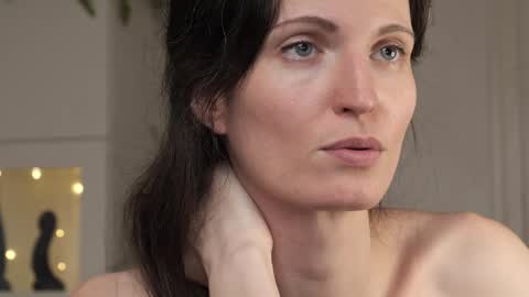 yulla dao online show from 01.16.25