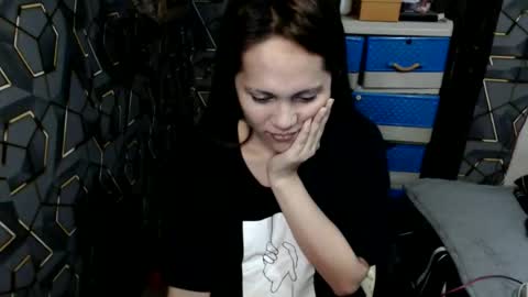 yumi online show from 02.13.26