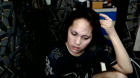 yumi online show from 03.14.26