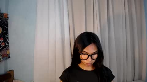Snapshot of yumiexx chatting on 06.29.26 CALL ME YUMLEXX online show from 06.29.26