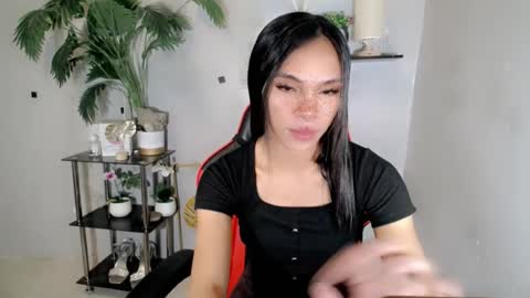 Snapshot of yumiexx chatting on 08.05.26 CALL ME YUMLEXX online show from 08.05.26