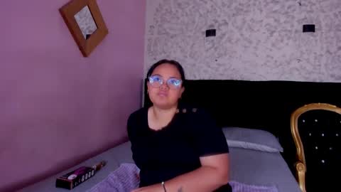 YumiViolet online show from 02.09.26