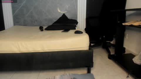 Yummyduo online show from 01.05.25