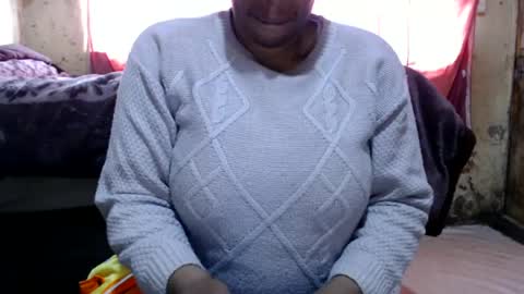 Snapshot of yummytittsxx chatting on 06.18.26 yummytittsxx online show from 06.18.26