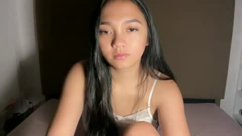 Snapshot of yuna_22 chatting on 06.18.26 Luna online show from 06.18.26