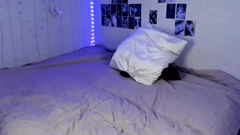 Yuna online show from 03.11.25