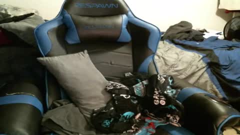 Snapshot of yung_daddy97 chatting on 11.03.25 yung_daddy97 online show from 11.03.25