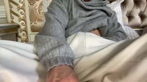 Yung Bull online show from 12.24.24