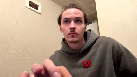 yungstudbev online show from 01.08.26