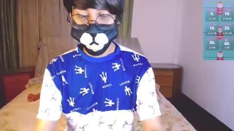 Snapshot of yuniorb chatting on 12.18.24 the puppy boy online show from 12.18.24