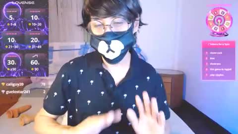 Snapshot of yuniorb chatting on 01.16.25 the puppy boy online show from 01.16.25