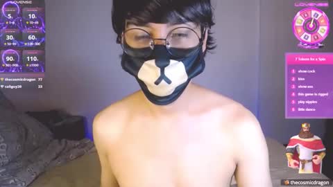 Snapshot of yuniorb chatting on 10.04.25 the puppy boy online show from 10.04.25