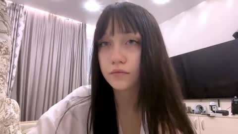 yuonneanastasia online show from 02.28.26