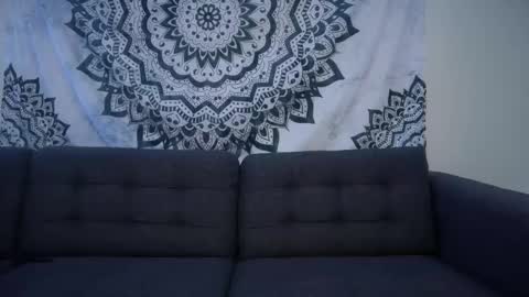 yurdreams_22 online show from 12.04.25