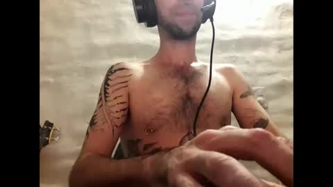 Yuumi online show from 12.15.24