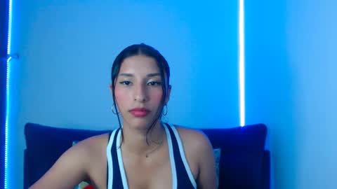 yuzii Im new to these pages so I hope you guys are kind to me. online show from 11.19.25