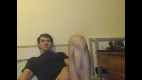 Snapshot of yvesstorm5 chatting on 01.04.25 yvesstorm5 online show from 01.04.25