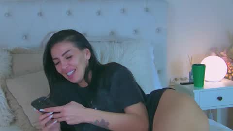 Laura online show from 02.23.26