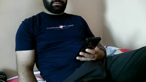 Snapshot of yxxtxxdentyk chatting on 06.18.26 Bi BearXXX online show from 06.18.26