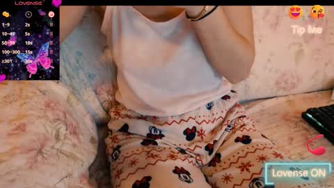 Snapshot of yzza_suave chatting on 01.11.26 yzza_suave online show from 01.11.26