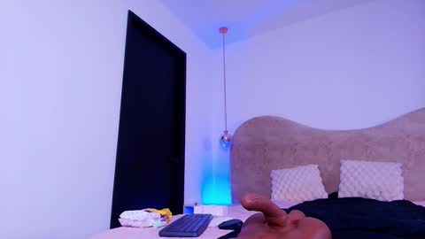 Zoe  online show from 01.13.26