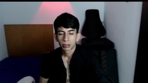 Snapshot of zack_kingg chatting on 02.25.26 Zack King online show from 02.25.26