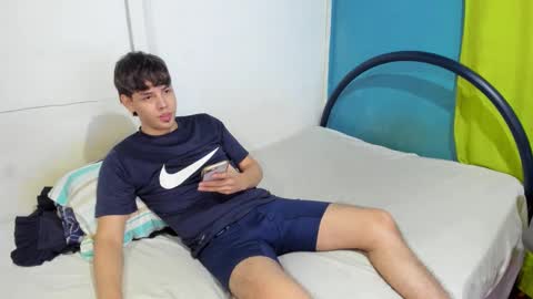 ZackMontiel07 online show from 10.23.25